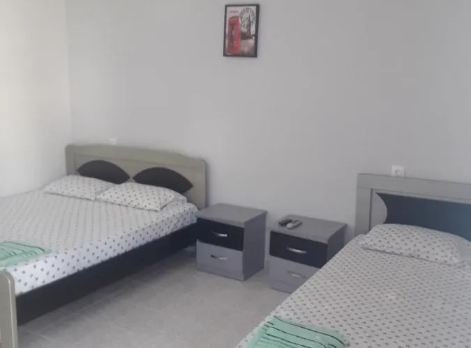 Petrit Guest house 3*