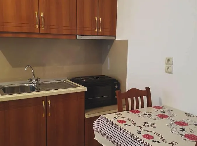 Petrit 3* Ksamil