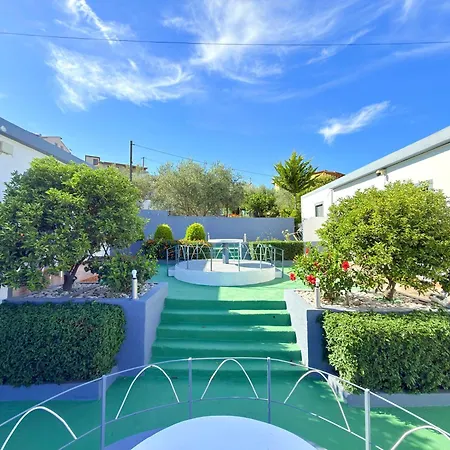 Guest house Petrit 3*